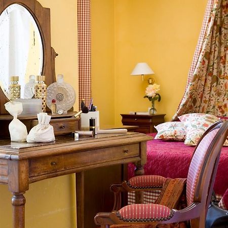 Hotel Le Viscos Saint-Savin  الغرفة الصورة